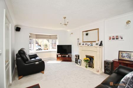 4 bedroom Detached house for sale in Foxglove Drive, Groby, LE6