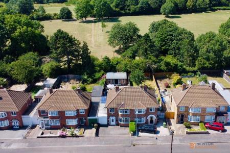 3 bedroom Semi-detached house for sale in Mossdale Road, Leicester, LE3