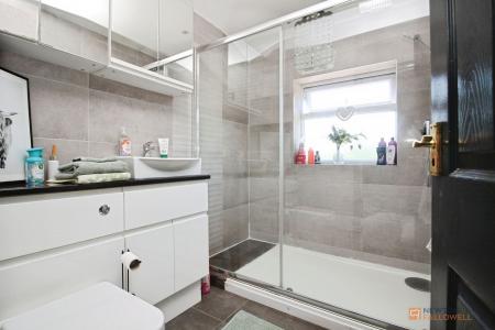 3 bedroom Semi-detached house for sale in Mossdale Road, Leicester, LE3