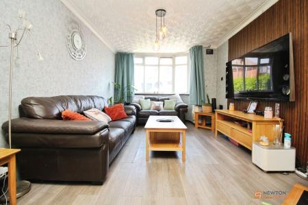 3 bedroom Semi-detached house for sale in Mossdale Road, Leicester, LE3