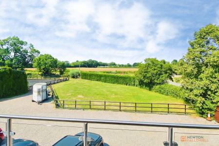 4 bedroom Detached bungalow for sale in Equestrian Property With Approx 7 Acres at Newbold Road, Kirkby Mallory