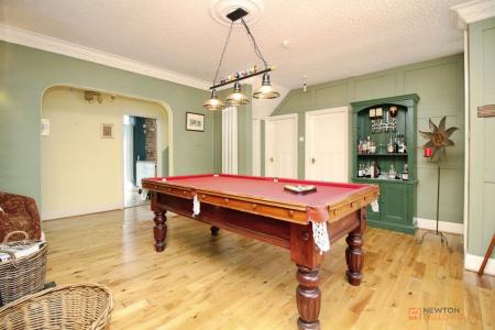 4 bedroom Detached bungalow for sale in Equestrian Property With Approx 7 Acres at Newbold Road, Kirkby Mallory