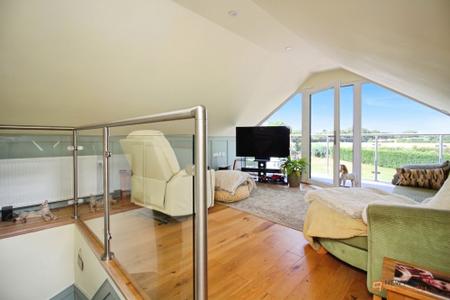 4 bedroom Detached bungalow for sale in Equestrian Property With Approx 7 Acres at Newbold Road, Kirkby Mallory