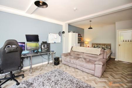 4 bedroom Detached bungalow for sale in Equestrian Property With Approx 7 Acres at Newbold Road, Kirkby Mallory