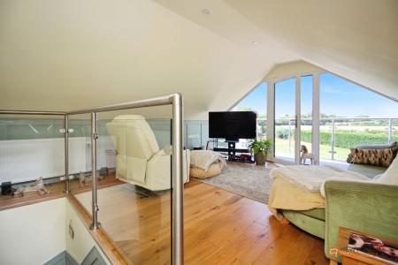 4 bedroom Detached bungalow for sale in Equestrian Property With Approx 7 Acres at Newbold Road, Kirkby Mallory
