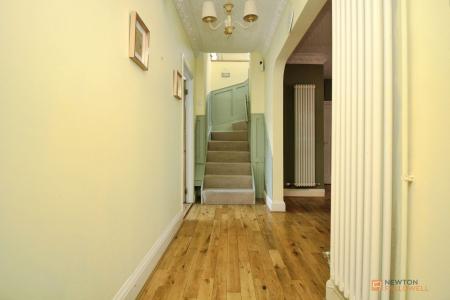4 bedroom Detached bungalow for sale in Equestrian Property With Approx 7 Acres at Newbold Road, Kirkby Mallory