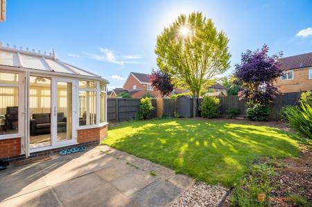 4 bedroom Detached house for sale in Petunia Close, Leicester Forest East, LE3