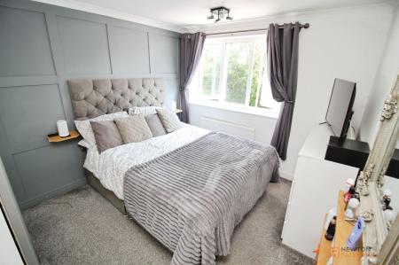 3 bedroom Semi-detached house for sale in Heathley Close, Leicester Forest East, LE3