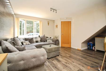 3 bedroom Semi-detached house for sale in Heathley Close, Leicester Forest East, LE3