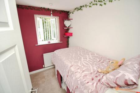 3 bedroom Semi-detached house for sale in Heathley Close, Leicester Forest East, LE3