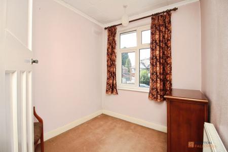3 bedroom Semi-detached house for sale in Shakespeare Drive, Leicester, LE3