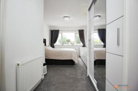 4 bedroom End of terrace house for sale in Woodland Drive, Leicester, LE3