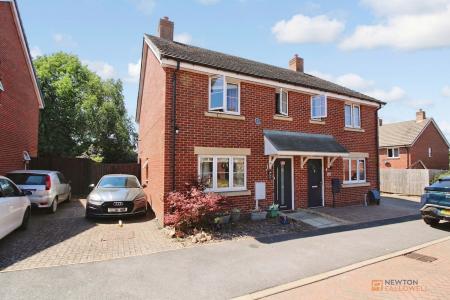 Friswell Close, Barwell, LE9