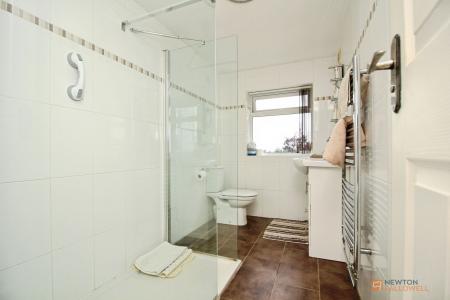 3 bedroom Detached house for sale in Heath Lane, Earl Shilton, LE9
