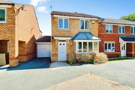 3 bedroom Detached house for sale in Thorntree Close, Bradgate Heights, Leicester, LE3