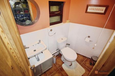 4 bedroom Detached house for sale in Columbine Close, Leicester, LE3