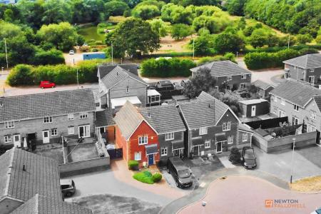 2 bedroom Semi-detached house for sale in Pretoria Close, Thurcaston Park, LE4