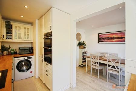 3 bedroom Semi-detached house for sale in Priestman Road, Thorpe Astley, LE3