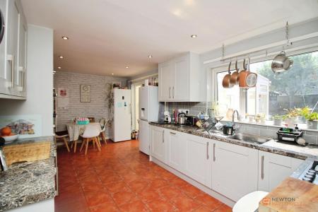 3 bedroom Detached house for sale in Farrier Lane, Leicester, LE4