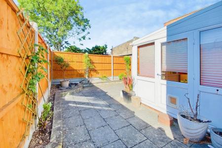 2 bedroom Detached house for sale in Rossendale Road, Earl Shilton, LE9