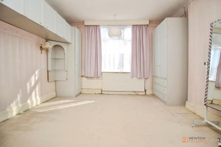 2 bedroom Detached house for sale in Rossendale Road, Earl Shilton, LE9