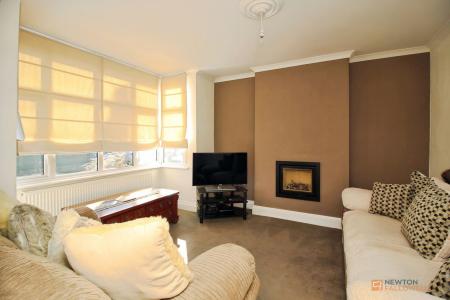 2 bedroom Detached house for sale in Rossendale Road, Earl Shilton, LE9