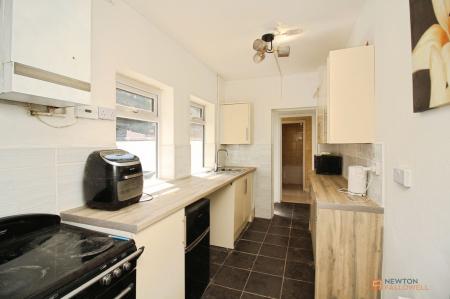 3 bedroom Terraced House for sale in Tudor Road, Leicester, LE3
