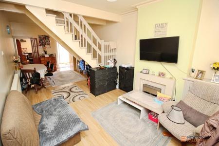 2 bedroom Terraced House for sale in Bruce Street, Leicester, LE3