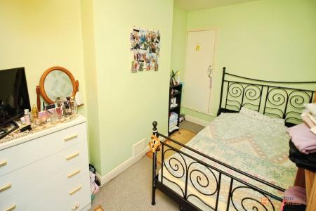 2 bedroom Terraced House for sale in Bruce Street, Leicester, LE3