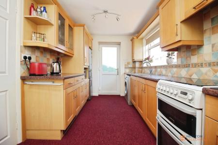 4 bedroom Detached house for sale in Wolsey Close, Leicester Forest East, LE3