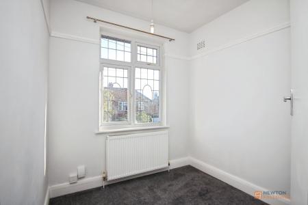 4 bedroom Detached house for sale in Hilders Road, Leicester, LE3