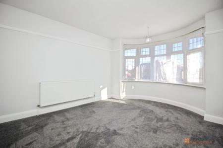4 bedroom Detached house for sale in Hilders Road, Leicester, LE3