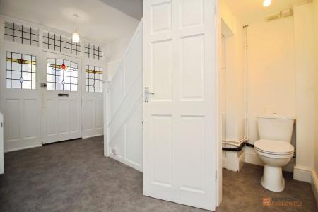 4 bedroom Detached house for sale in Hilders Road, Leicester, LE3