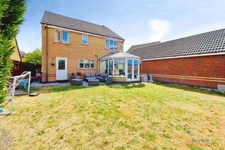 4 bedroom Detached house for sale in Lady Hay Road, Bradgate Heights, Leicester, LE3
