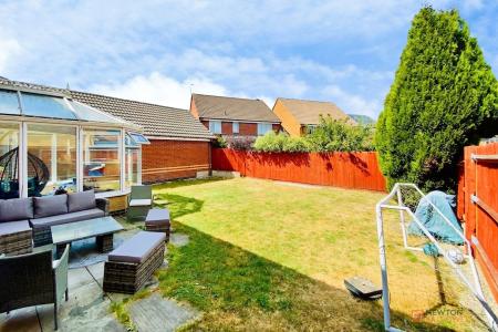 4 bedroom Detached house for sale in Lady Hay Road, Bradgate Heights, Leicester, LE3