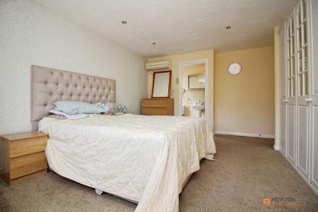 4 bedroom Detached house for sale in Lady Hay Road, Bradgate Heights, Leicester, LE3