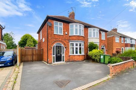 Queens Drive, Leicester Forest East, LE3