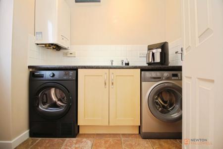 5 bedroom Detached house for sale in Barons Close, Kirby Muxloe, LE9