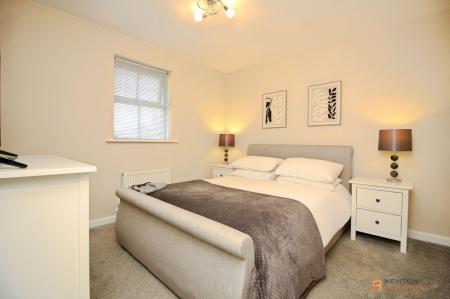 5 bedroom Detached house for sale in Barons Close, Kirby Muxloe, LE9