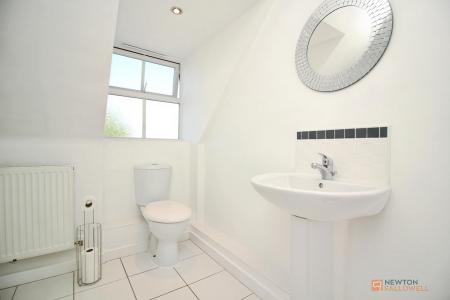 5 bedroom Detached house for sale in Barons Close, Kirby Muxloe, LE9