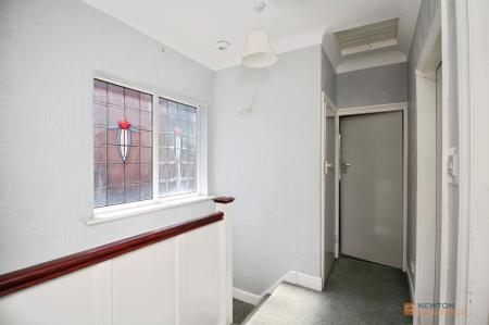 3 bedroom Semi-detached house for sale in Ainsdale Road, Leicester, LE3