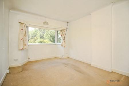 3 bedroom Semi-detached house for sale in Ainsdale Road, Leicester, LE3