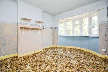 3 bedroom Semi-detached house for sale in Ainsdale Road, Leicester, LE3