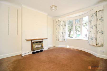 3 bedroom Semi-detached house for sale in Ainsdale Road, Leicester, LE3