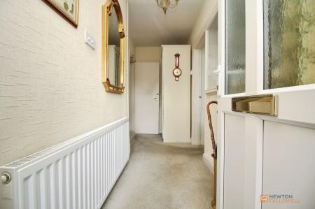 4 bedroom Detached house for sale in Lubbesthorpe Road, Leicester, LE3