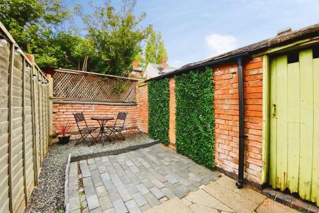 2 bedroom Terraced House for sale in Wilmington Road, Leicester, LE3