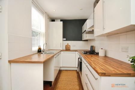 2 bedroom Terraced House for sale in Wilmington Road, Leicester, LE3