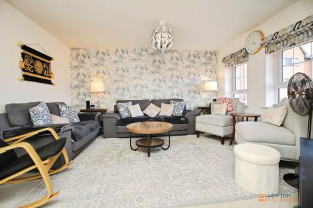 2 bedroom Flat for sale in Dionard Drive, Lubbesthorpe, LE19