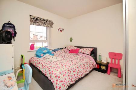2 bedroom Flat for sale in Dionard Drive, Lubbesthorpe, LE19