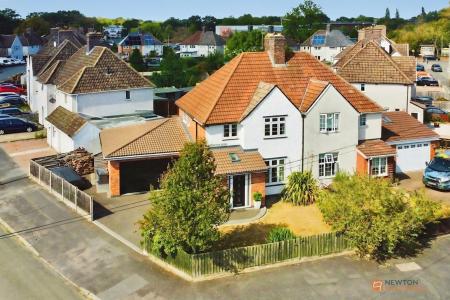 3 bedroom Semi-detached house for sale in Erdyngton Road, Leicester, LE3